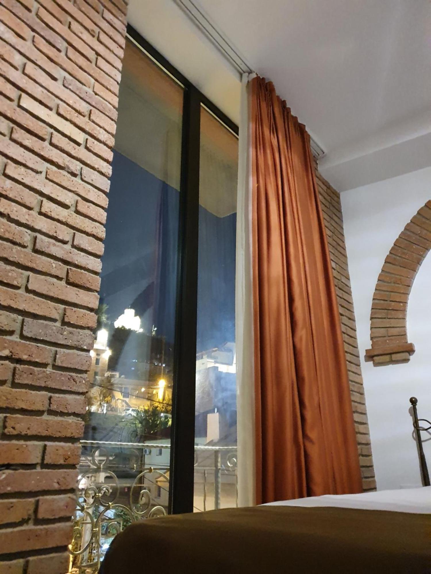 Janashia Boutique Hotels Tiflis Oda fotoğraf